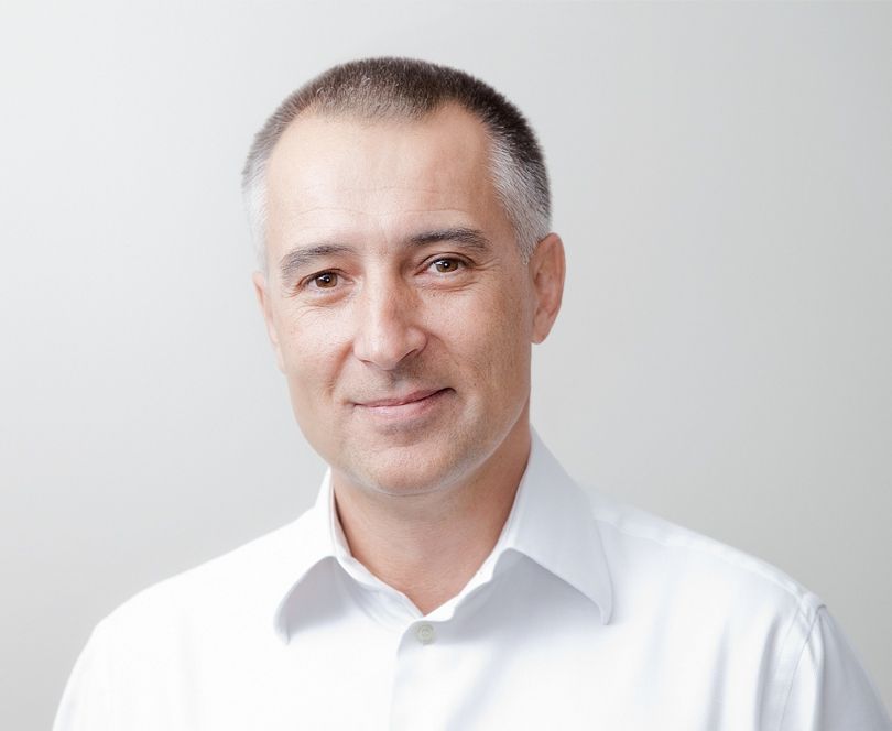 Dr. Boris Czermak